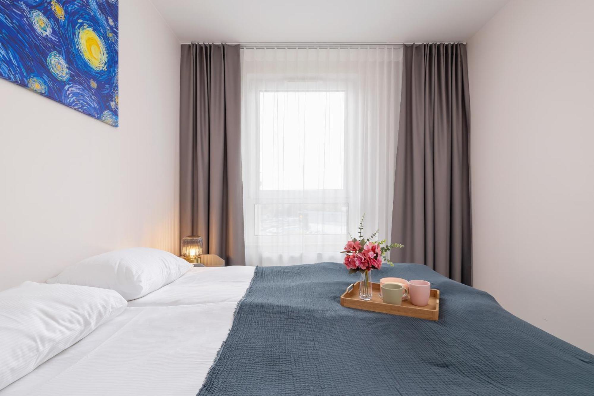 Cozy Apartments Laszkiewicza With Parking By Noclegi Renters Краків Екстер'єр фото